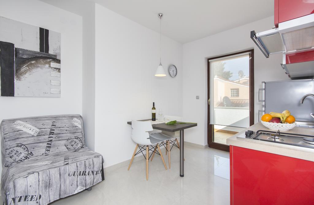 Alison Apartments Premantura Luaran gambar