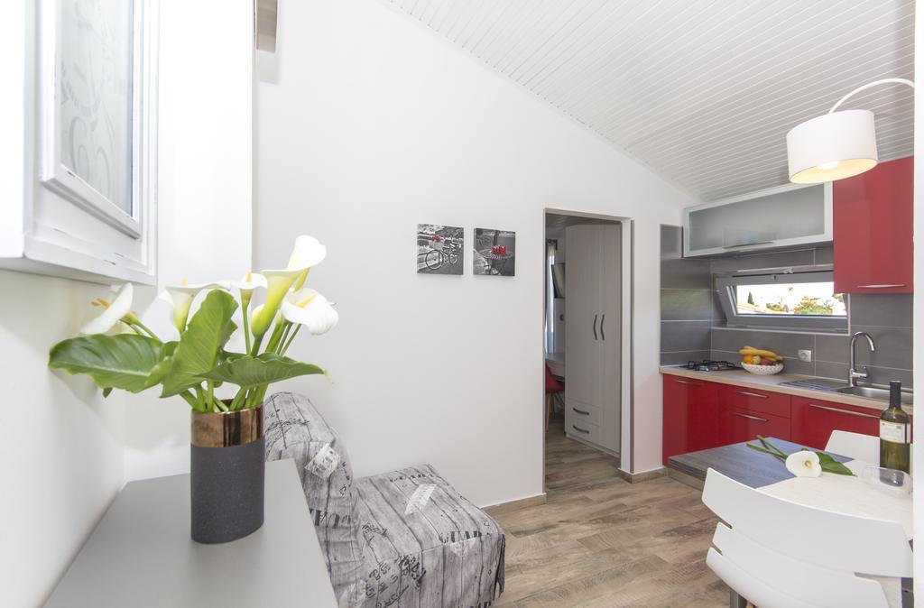 Alison Apartments Premantura Luaran gambar