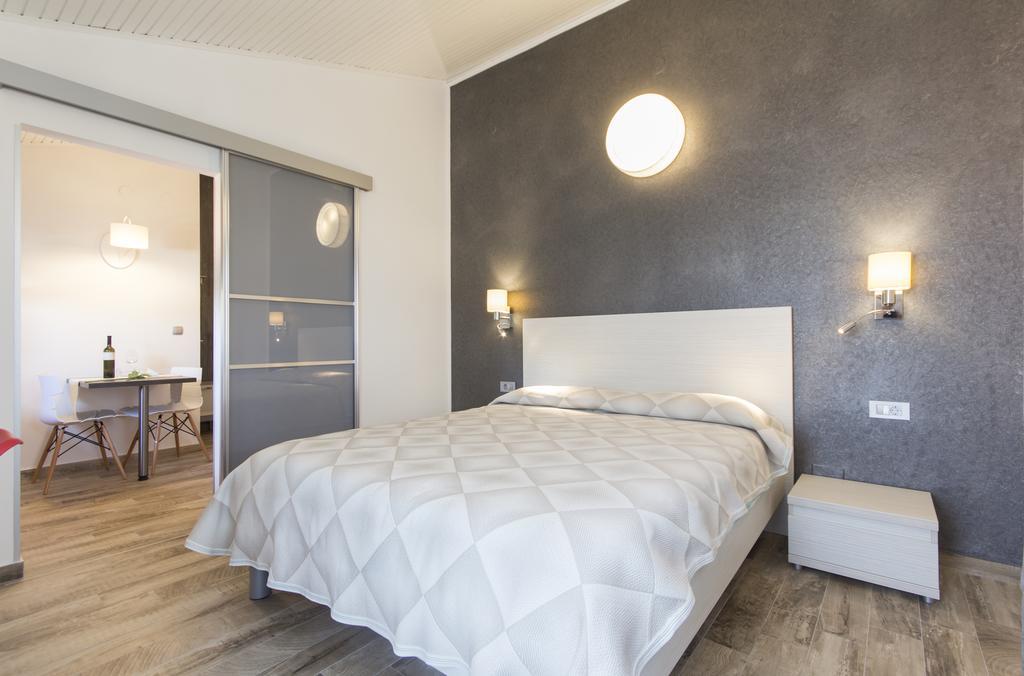 Alison Apartments Premantura Luaran gambar