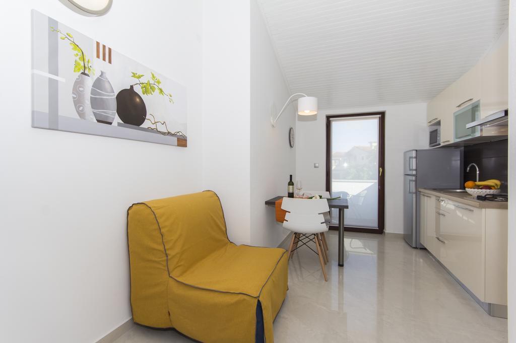 Alison Apartments Premantura Luaran gambar