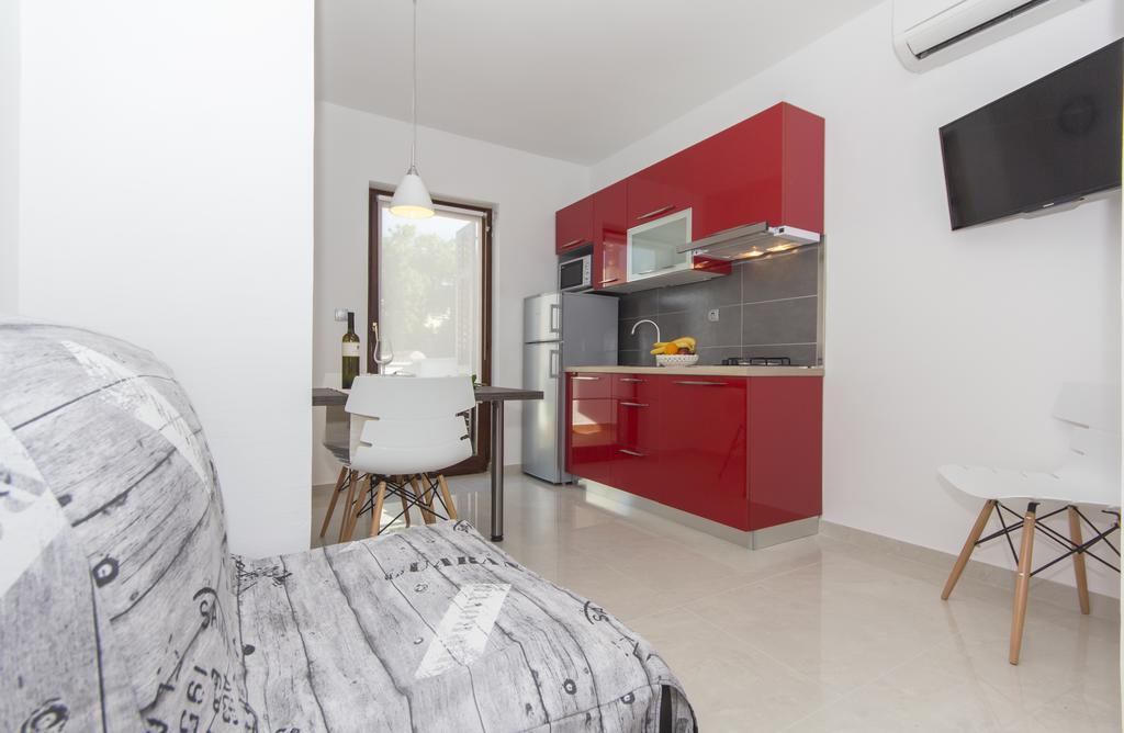 Alison Apartments Premantura Luaran gambar
